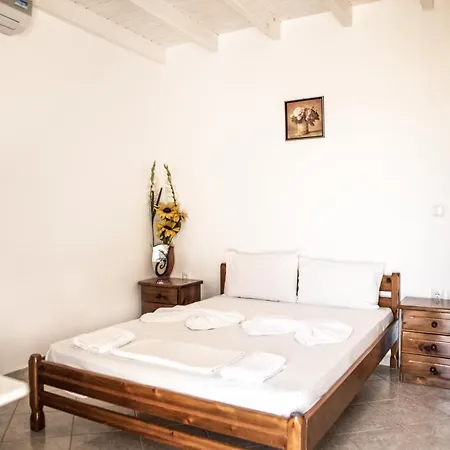 Molos 公寓式酒店